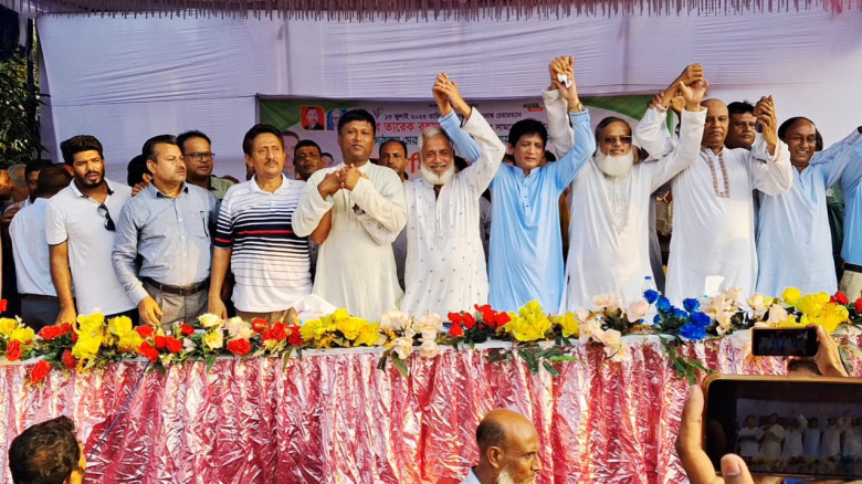 কেন্দ্রীয় নেতার বকুলকে ‘ধানের শীষ’ছিনিয়ে নেয়ার হুম...