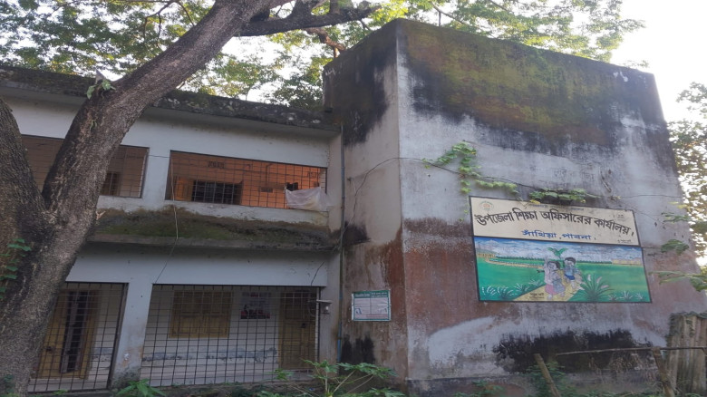 পাবনার সাঁথিয়ায় শিক্ষা অফিসারের দুর্নীতির বিষয়ে...