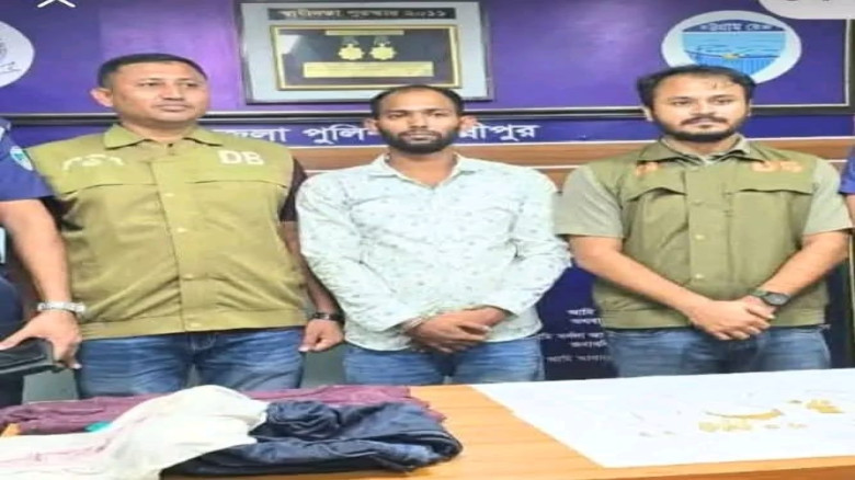 রামগঞ্জে জোড়া খুনের  মূল হোতা পারভেজ গ্রেফতার...