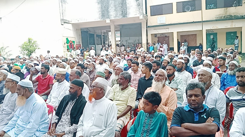 ভোলায় প্রাণবন্ত পরিবেশে কিশোরকণ্ঠ মেধাবৃত্তি পরীক্...