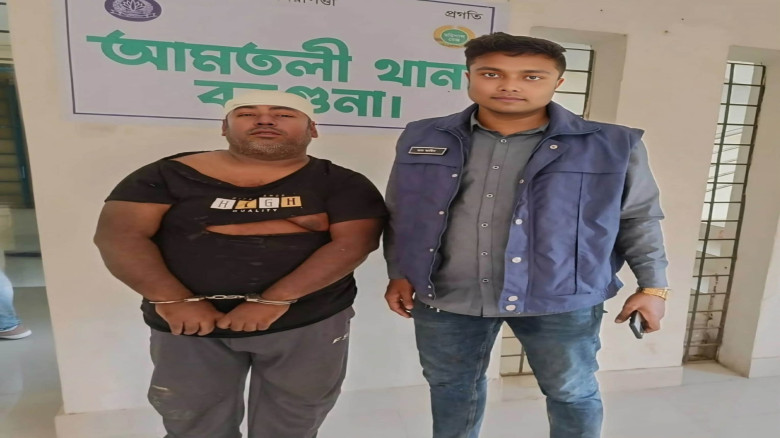 আমতলীতে পুলিশের ধাওয়ায় ডাকাত দলের পালিয়ে যাওয়ার চে...