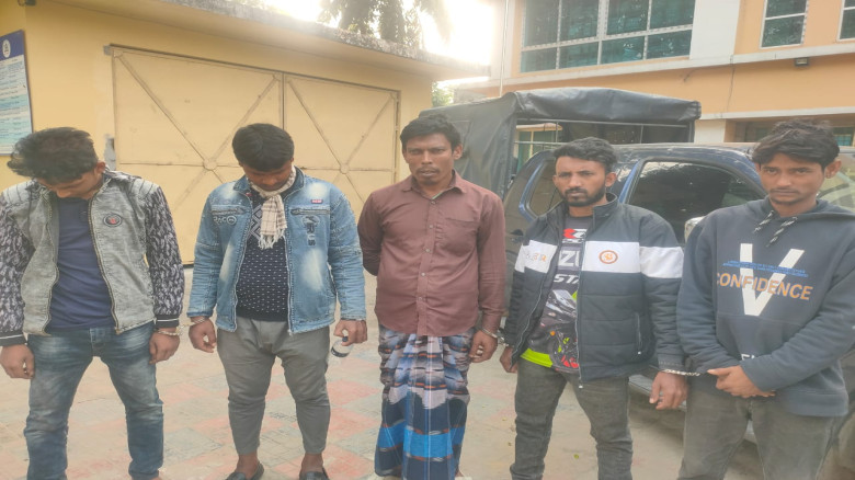 দুর্গাপুরে ৪ মাদকসেবীকে কারাদন্ড, একজনের নিয়মিত মা...