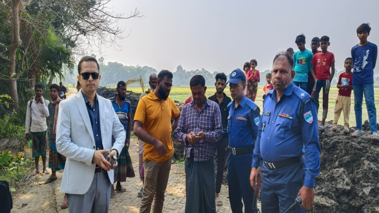 শার্শায় অবৈধভাবে মাটি কাটার দায়ে ৫০ হাজার টাকা জরি...