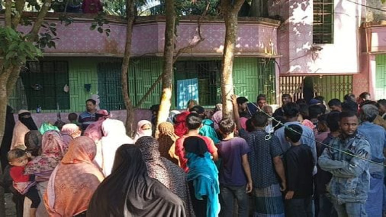 লক্ষ্মীপুরে ঘরে ঢুকে গৃহিনীকে কুপিয়ে হত্যা:...