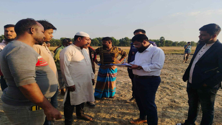 চৌদ্দগ্রামে অবৈধভাবে মাটি কাটার অপরাধে ভ্রাম্যমাণ ...