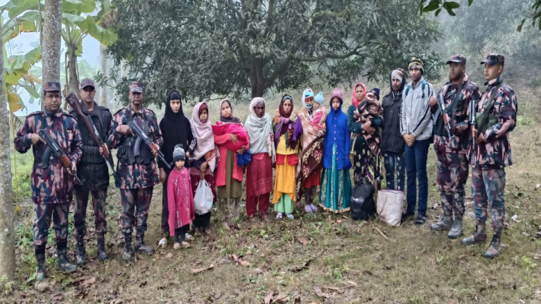ভোলাহাট সীমান্তে ভারত হতে বাংলাদেশে অবৈধ অনুপ্রবেশ...