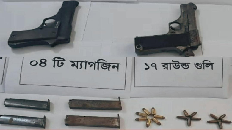 বালিয়াডাঙ্গীতে ডিবির অভিযানে কবরস্থান এলাকা থেকে আ...
