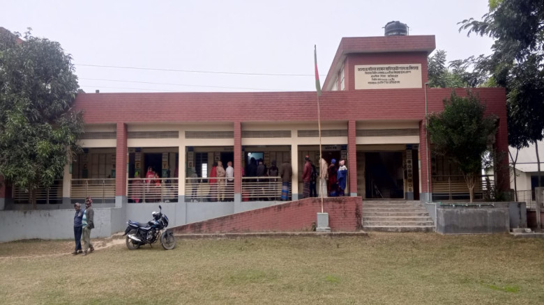 বোয়ালমারীতে সরকারি প্রাথমিক বিদ্যালয়ের বার্ষিক পরী...
