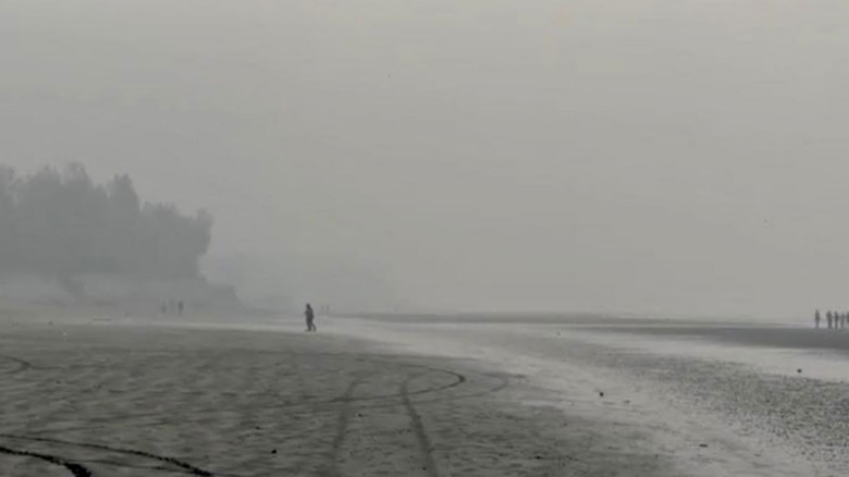কক্সবাজারে তীব্র শীত, নেই সূর্যের দেখা...