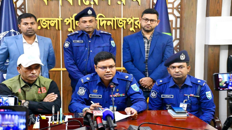 বীরগঞ্জের চাঞ্চল্যকর ক্লু-লেস হত্যা মামলার রহস্য উ...