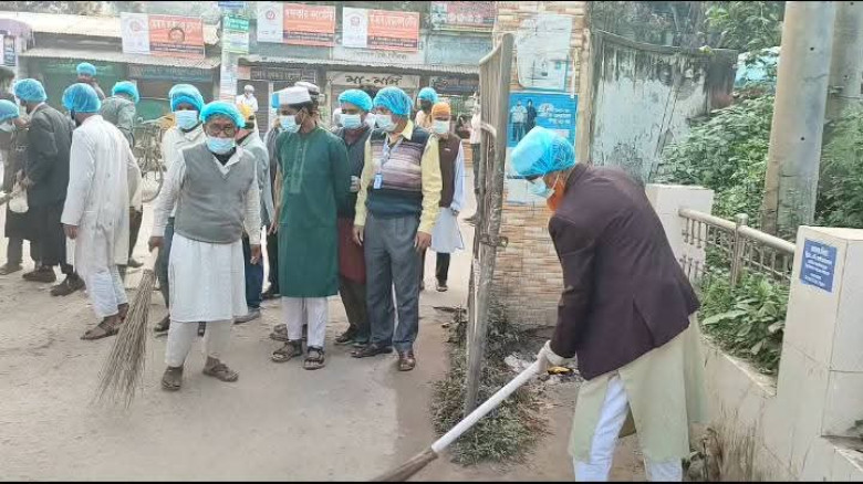 গাইবান্ধা সদর হাসপাতালে পরিচ্ছন্ন অভিযান...