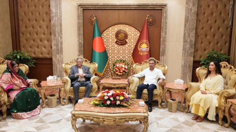 স্বাধীনতা দিবস উপলক্ষে রাষ্ট্রপতির সঙ্গে প্রধানমন্...
